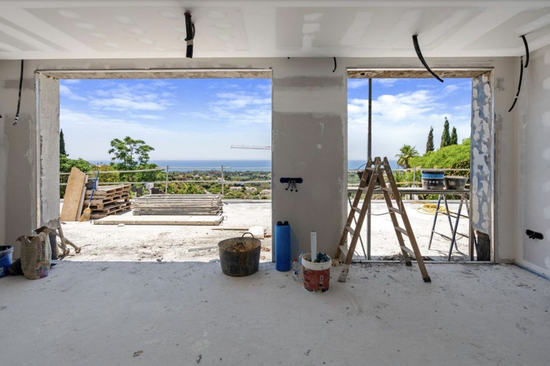 Reventa - House - Detached Villa - Marbella - Elviria