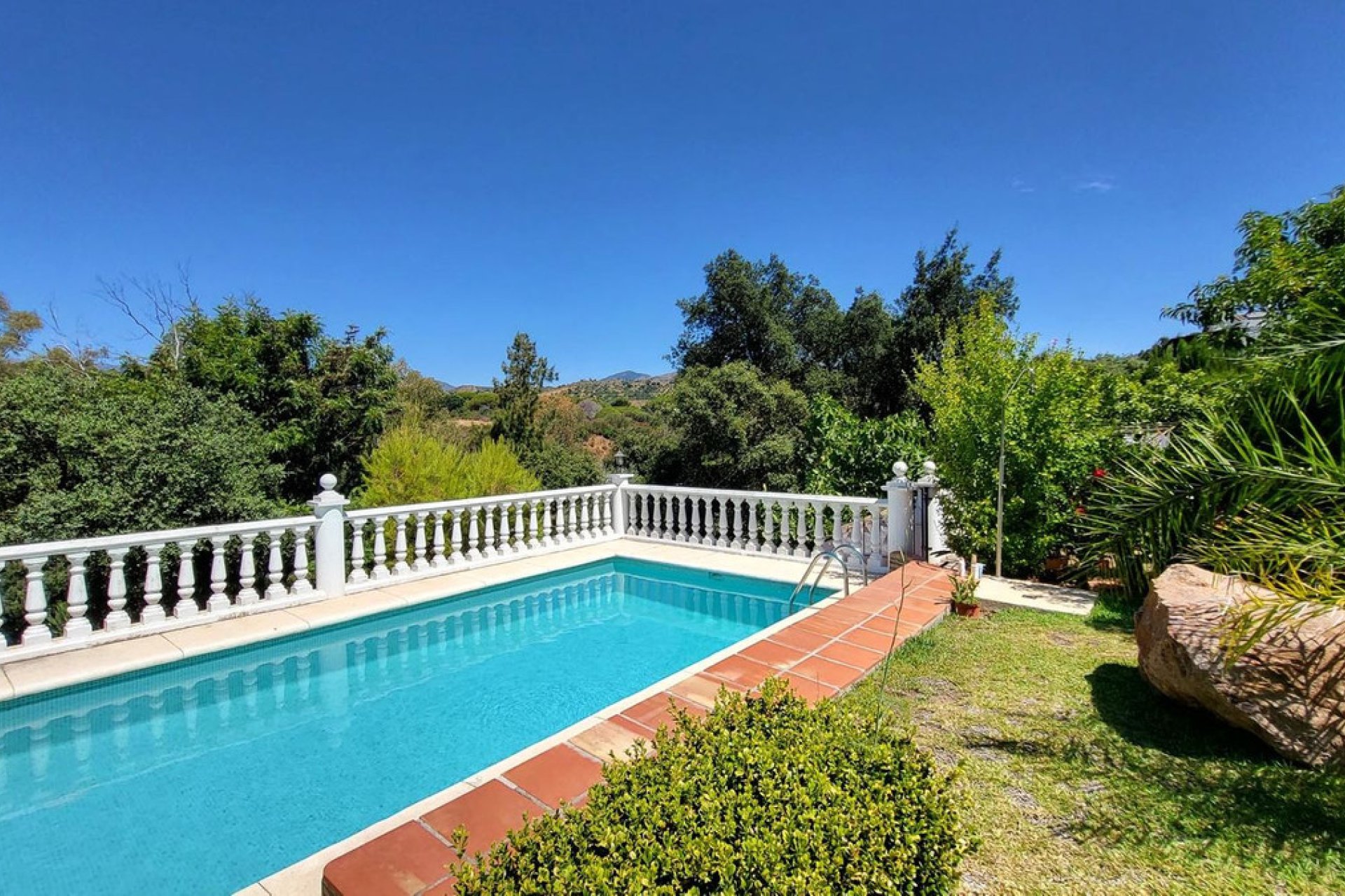 Reventa - House - Detached Villa - Marbella - Elviria