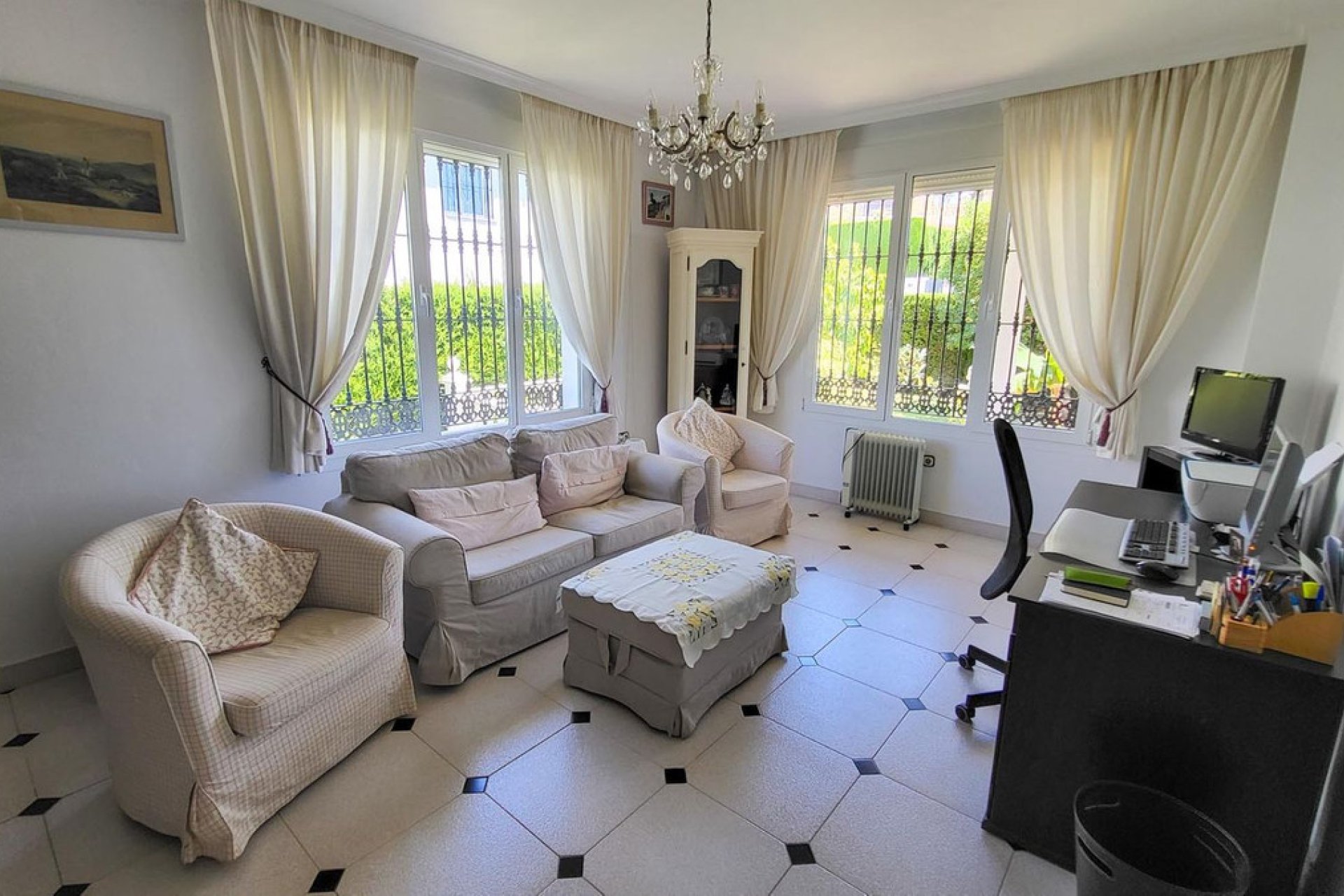Reventa - House - Detached Villa - Marbella - Elviria