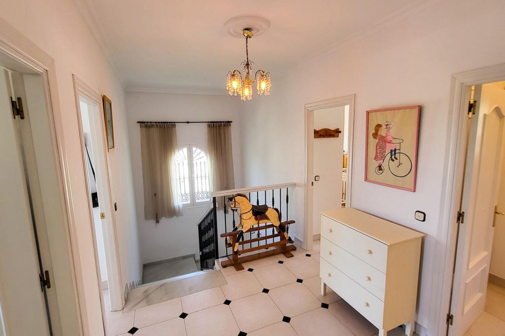 Reventa - House - Detached Villa - Marbella - Elviria