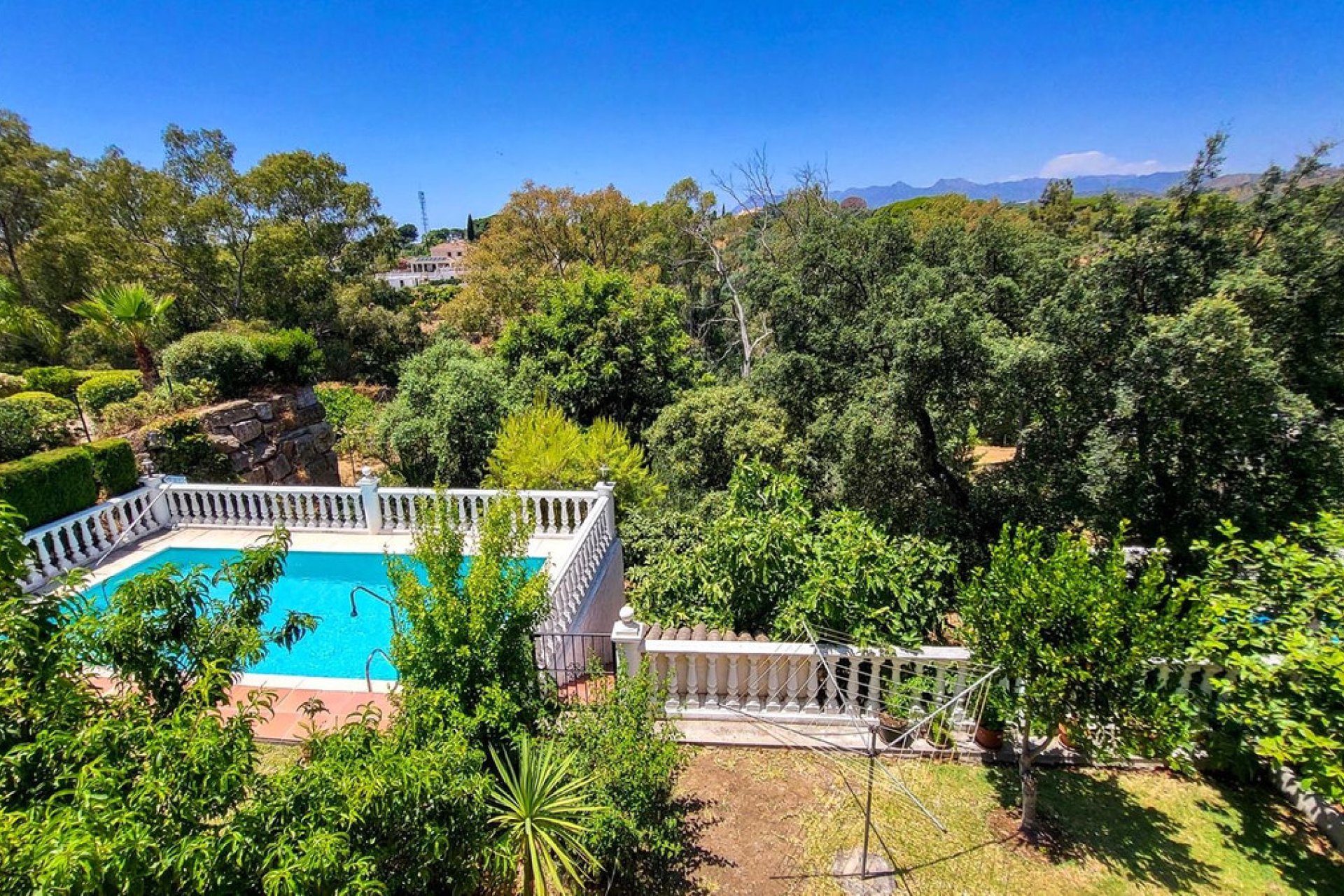 Reventa - House - Detached Villa - Marbella - Elviria