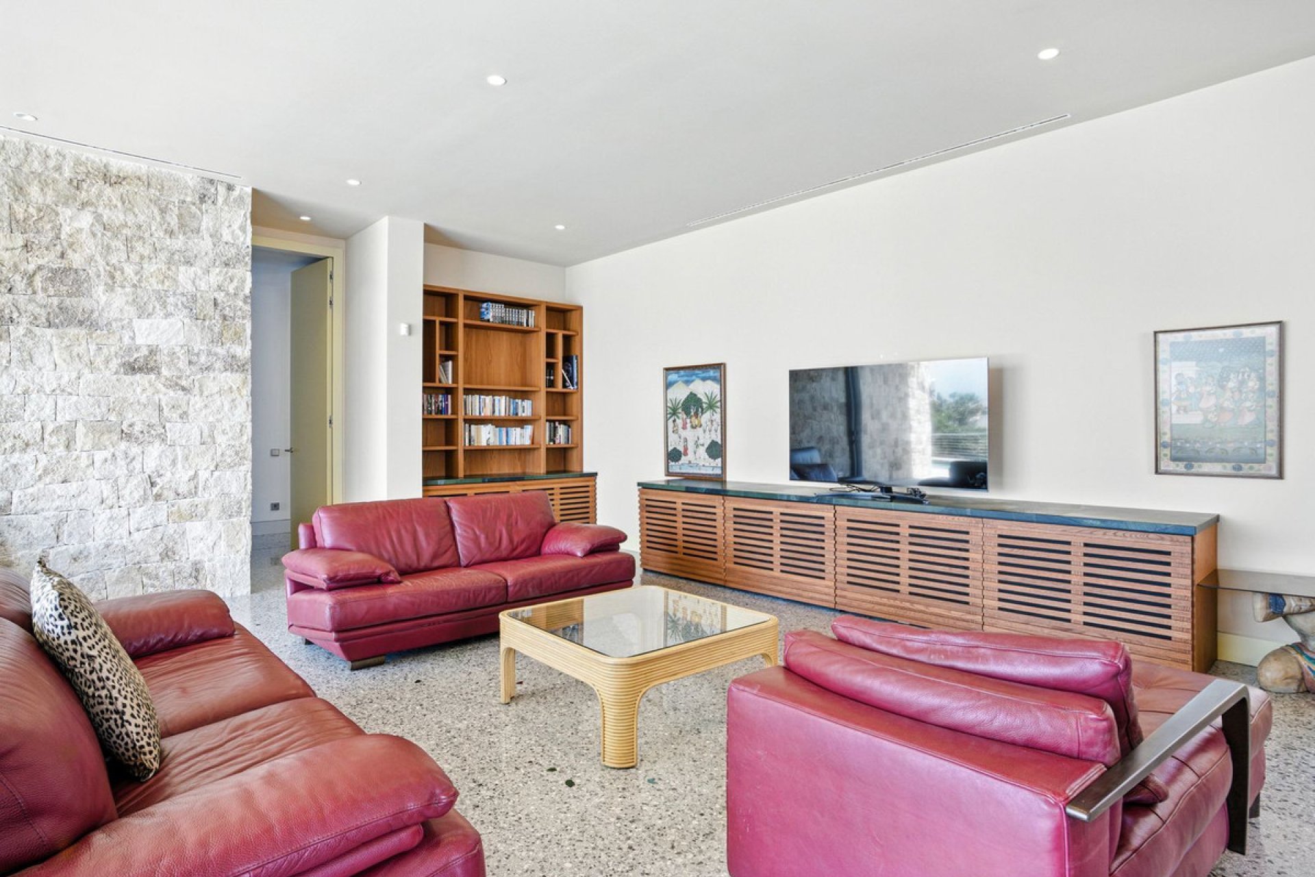 Reventa - House - Detached Villa - Marbella - Elviria