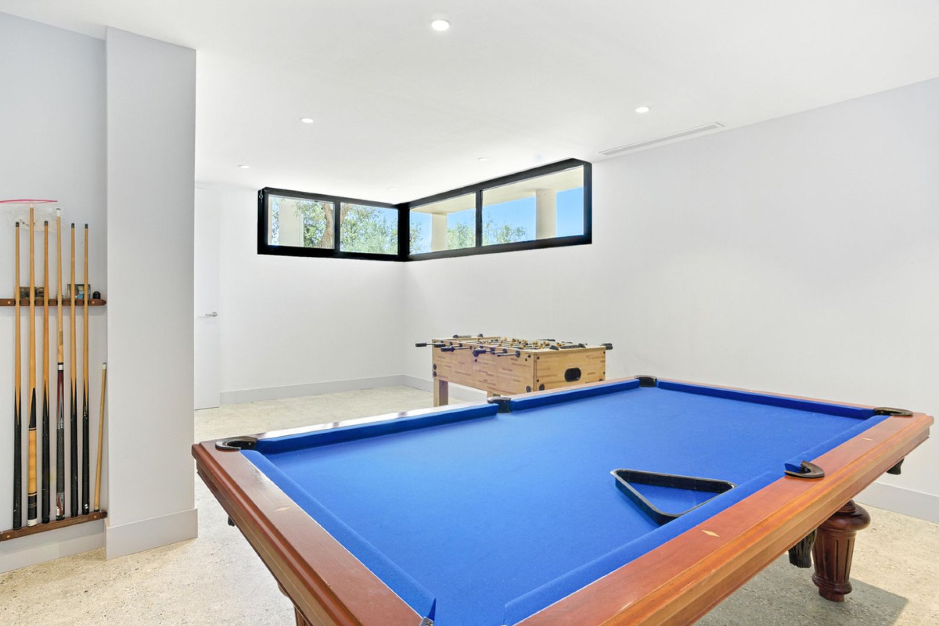 Reventa - House - Detached Villa - Marbella - Elviria