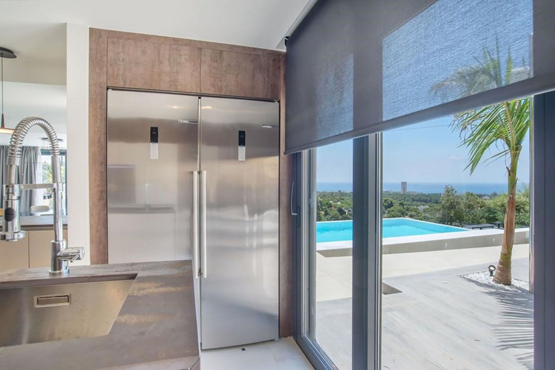 Reventa - House - Detached Villa - Marbella - Elviria