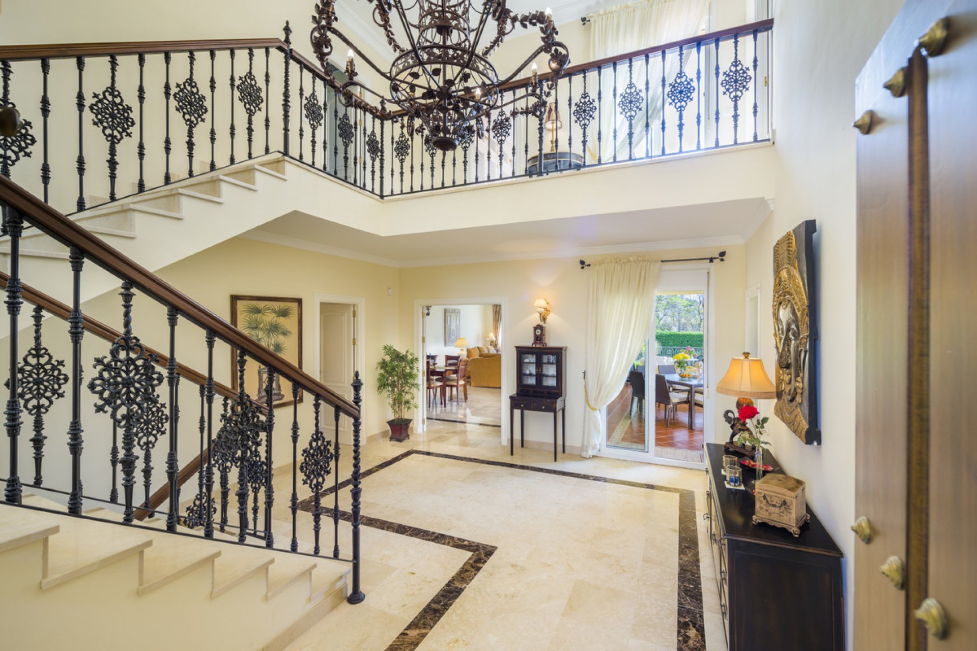 Reventa - House - Detached Villa - Marbella - Elviria