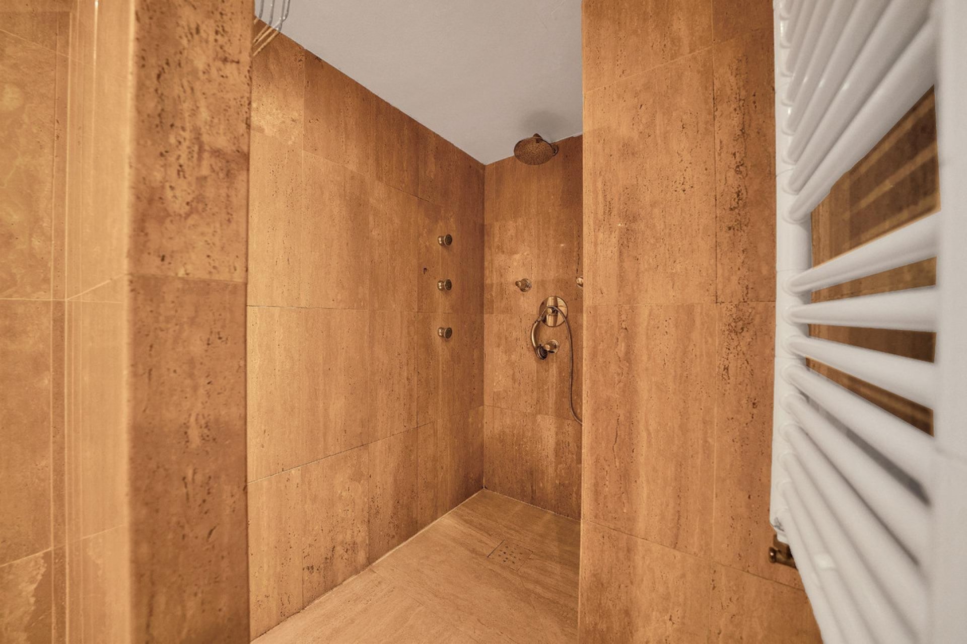 Reventa - House - Detached Villa - Marbella - Elviria