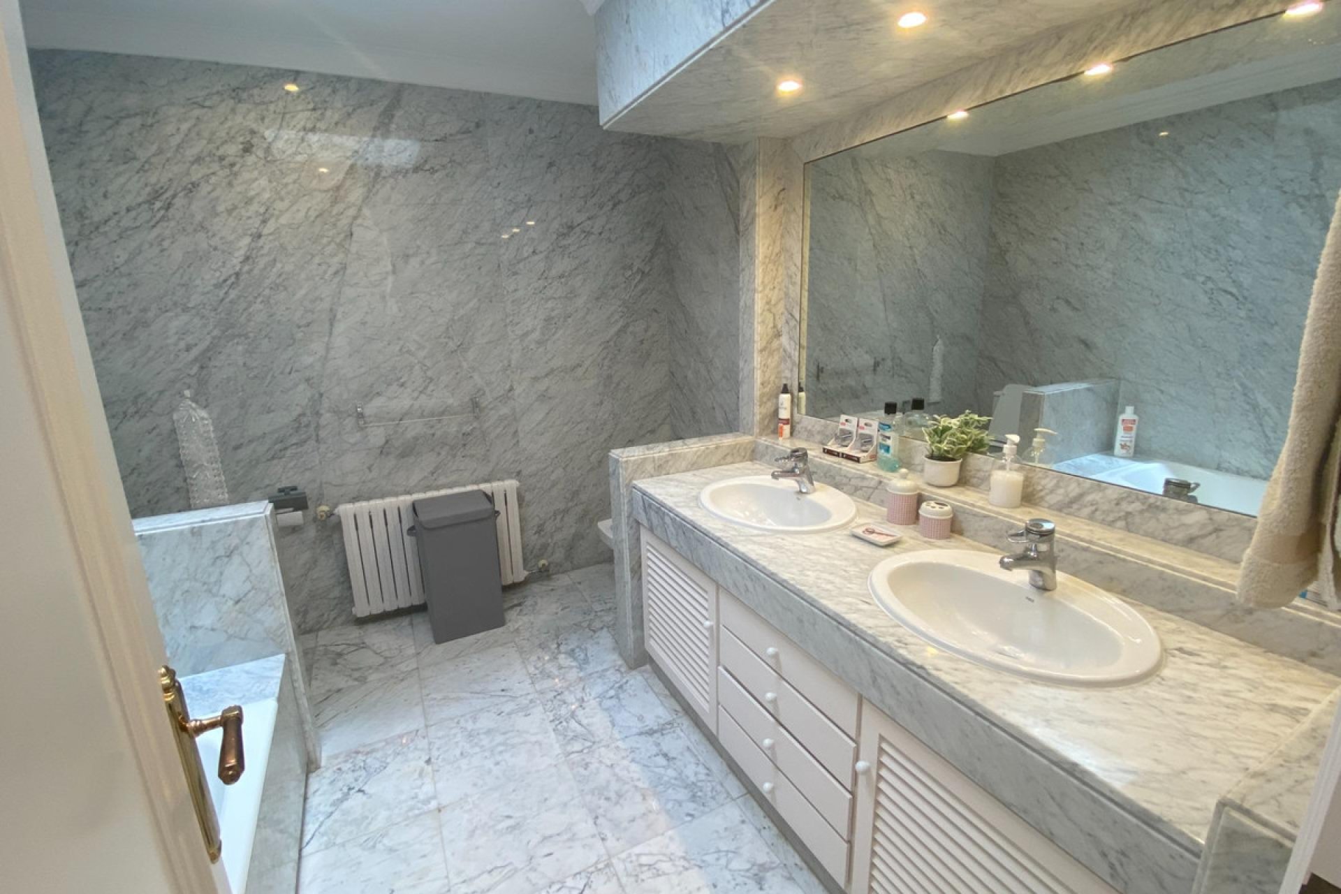 Reventa - House - Detached Villa - Marbella - Guadalmina Baja