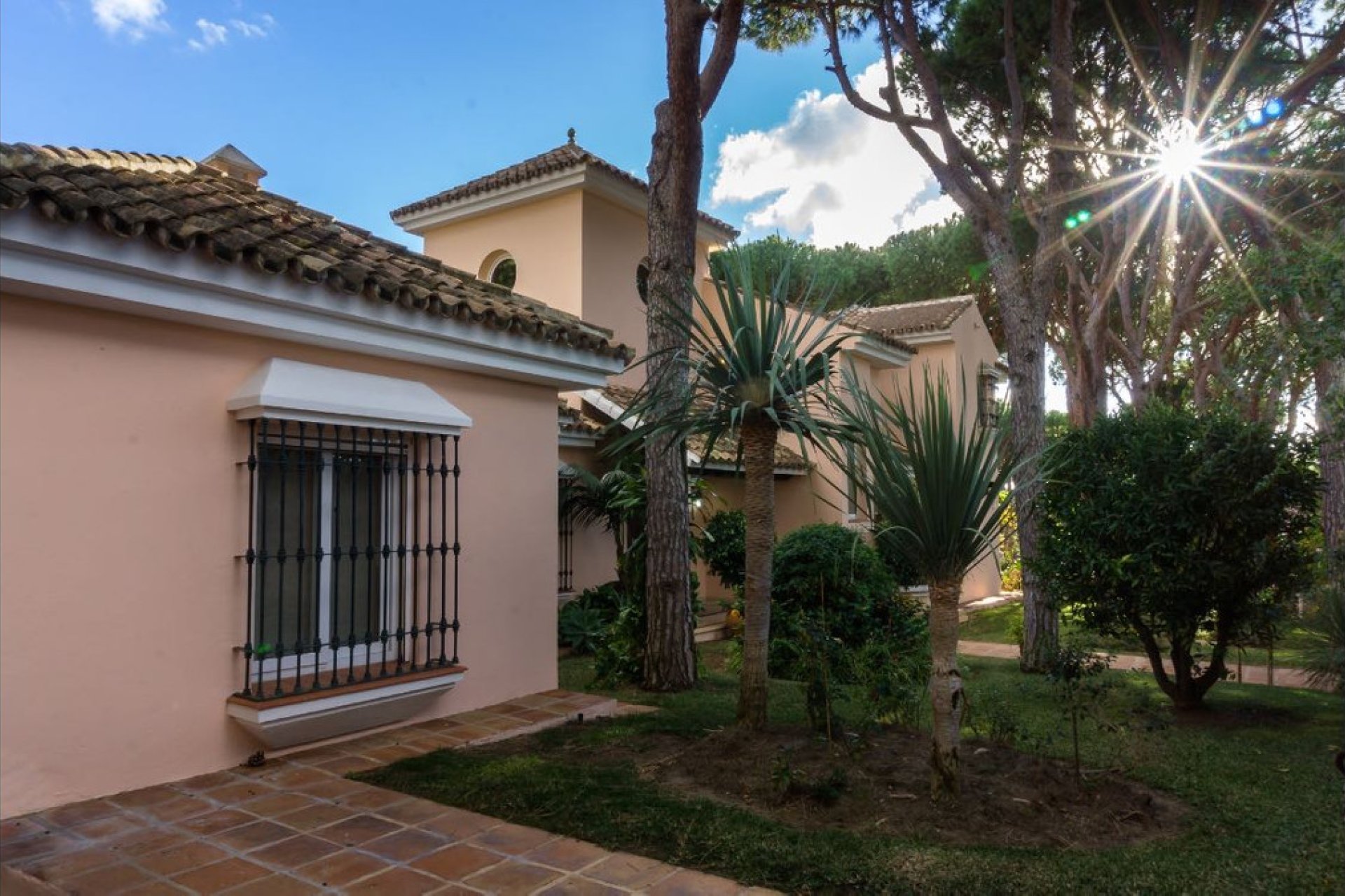 Reventa - House - Detached Villa - Marbella - Hacienda Las Chapas