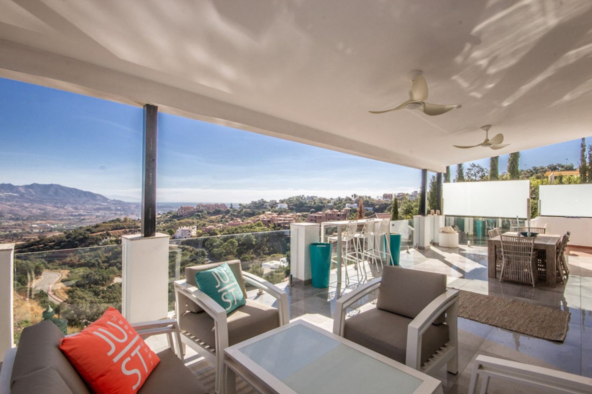 Reventa - House - Detached Villa - Marbella - La Mairena