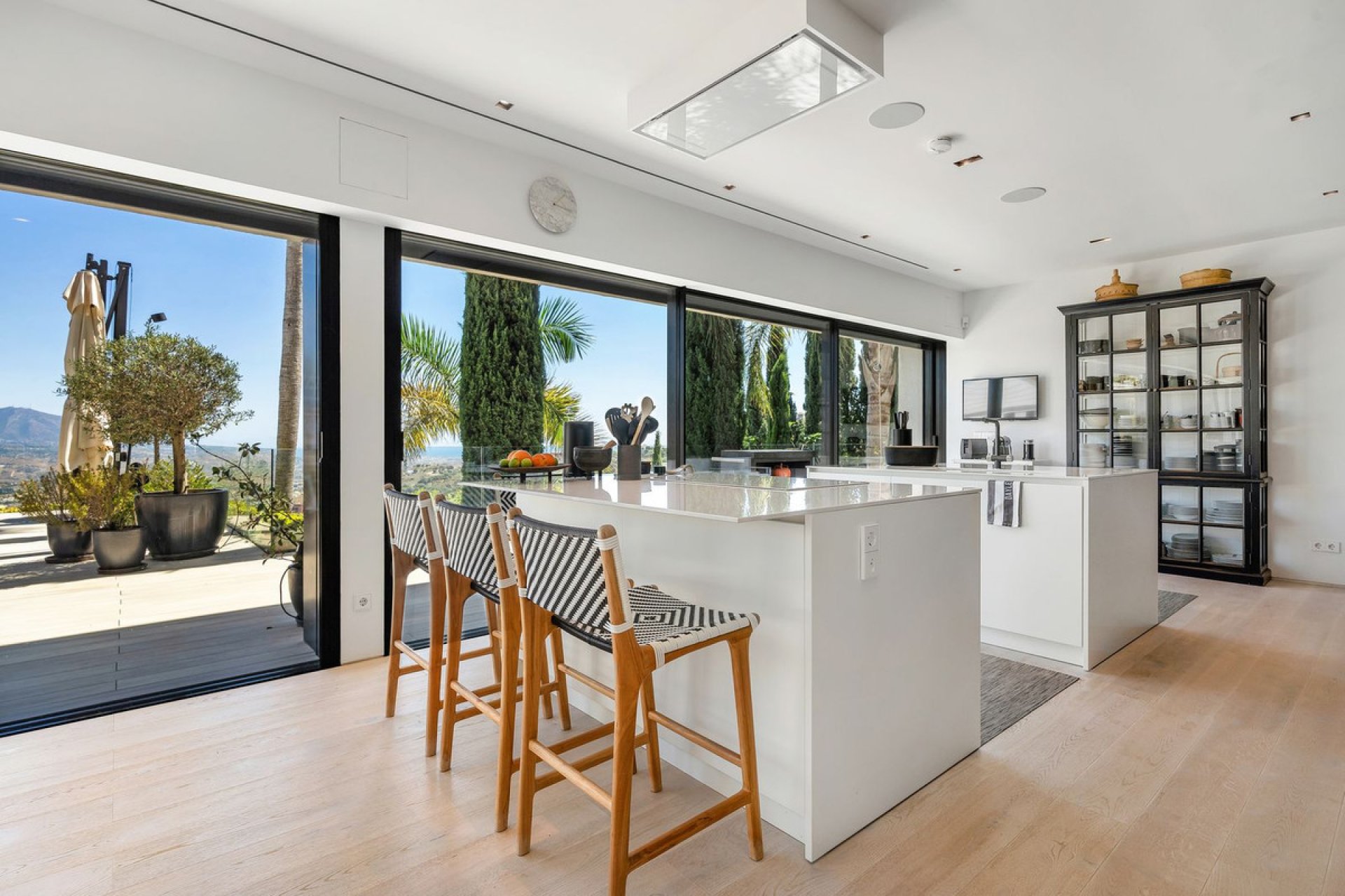 Reventa - House - Detached Villa - Marbella - La Mairena