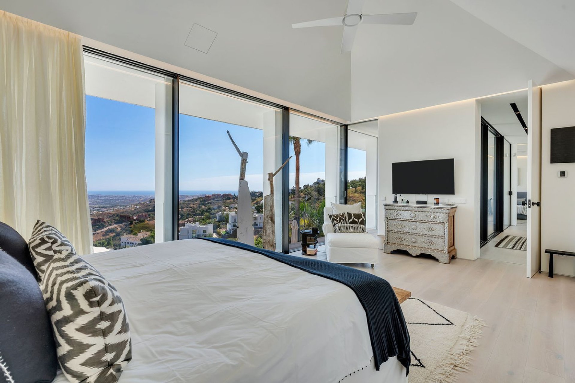 Reventa - House - Detached Villa - Marbella - La Mairena