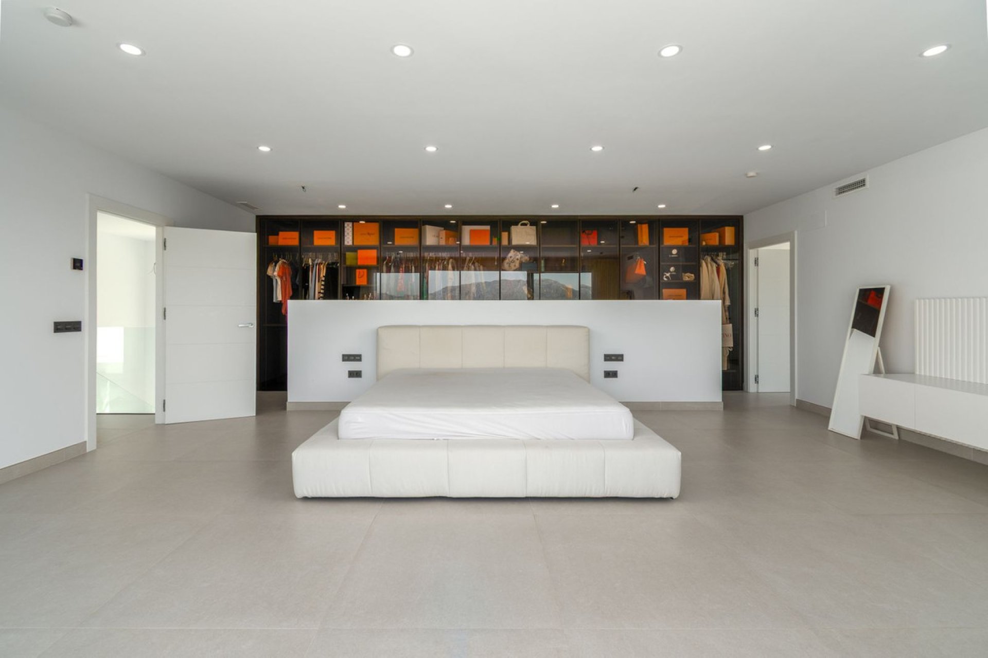 Reventa - House - Detached Villa - Marbella - La Mairena