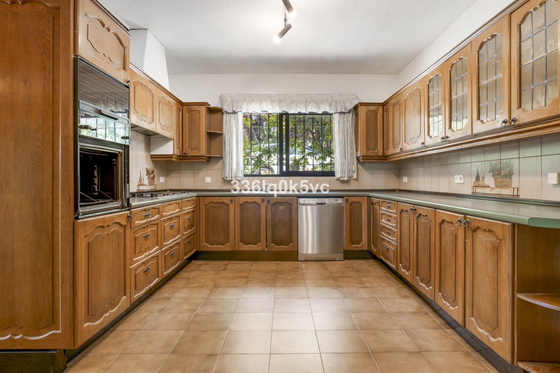 Reventa - House - Detached Villa - Marbella - Las Chapas