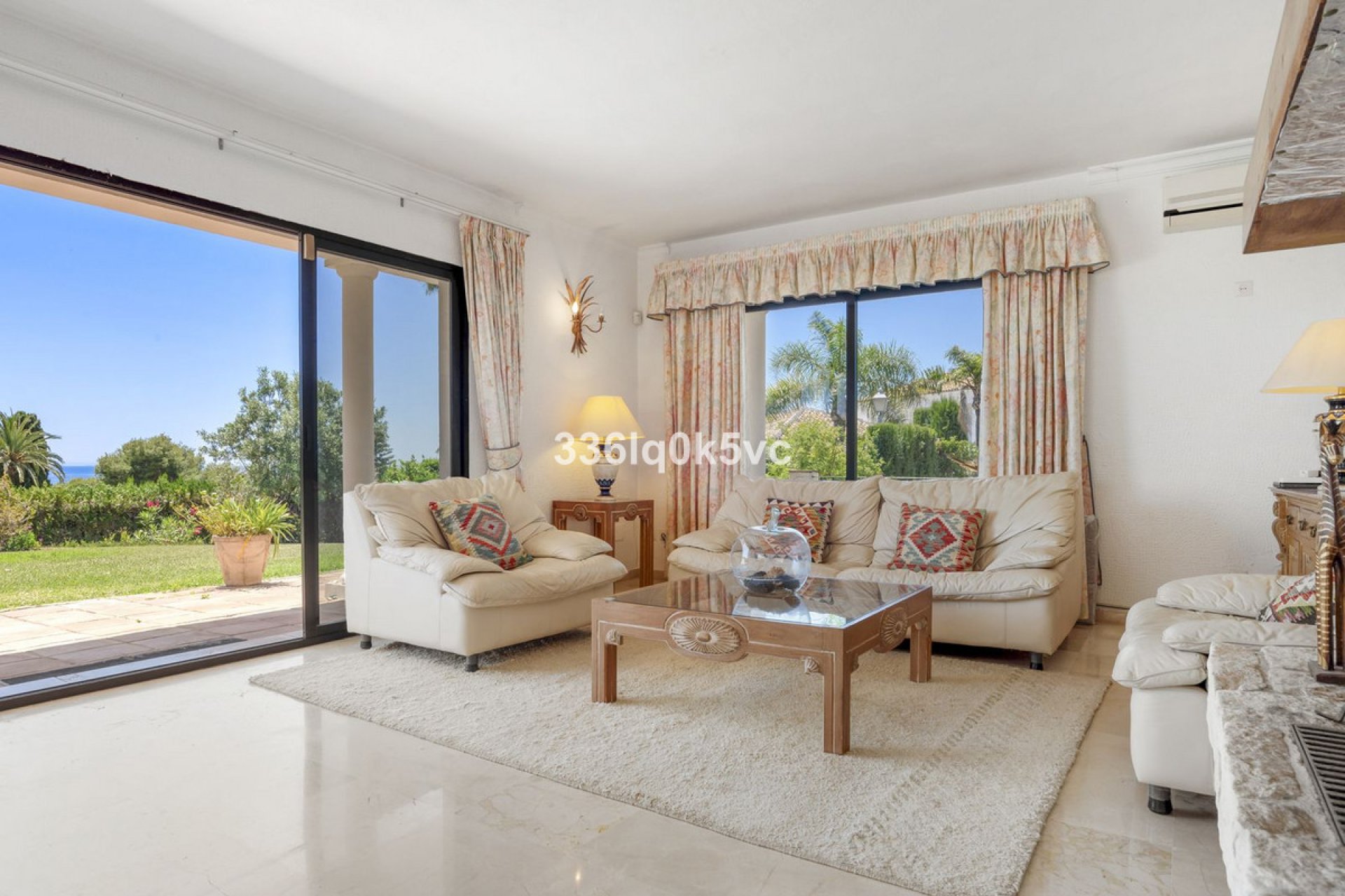 Reventa - House - Detached Villa - Marbella - Las Chapas