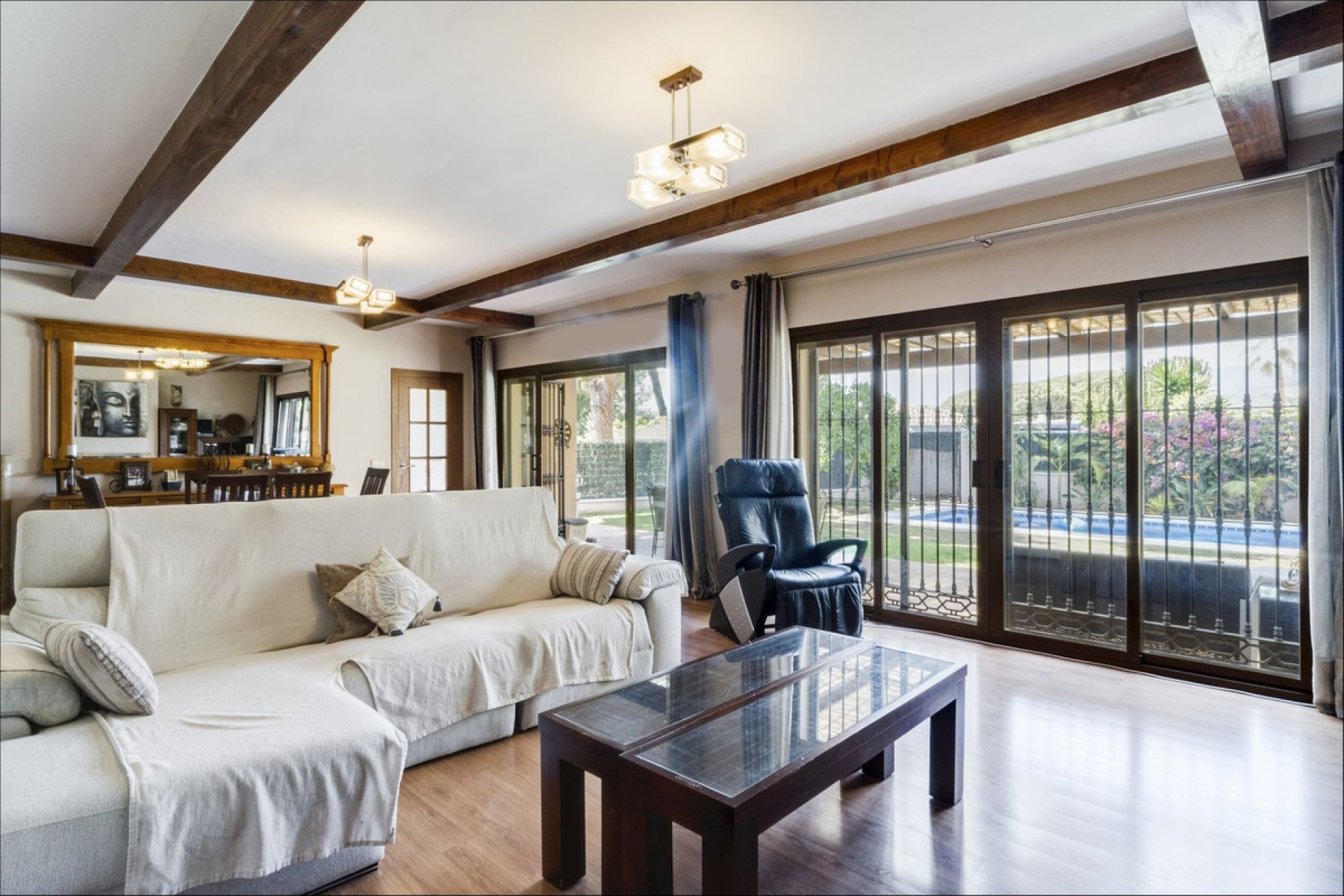 Reventa - House - Detached Villa - Marbella - Las Chapas