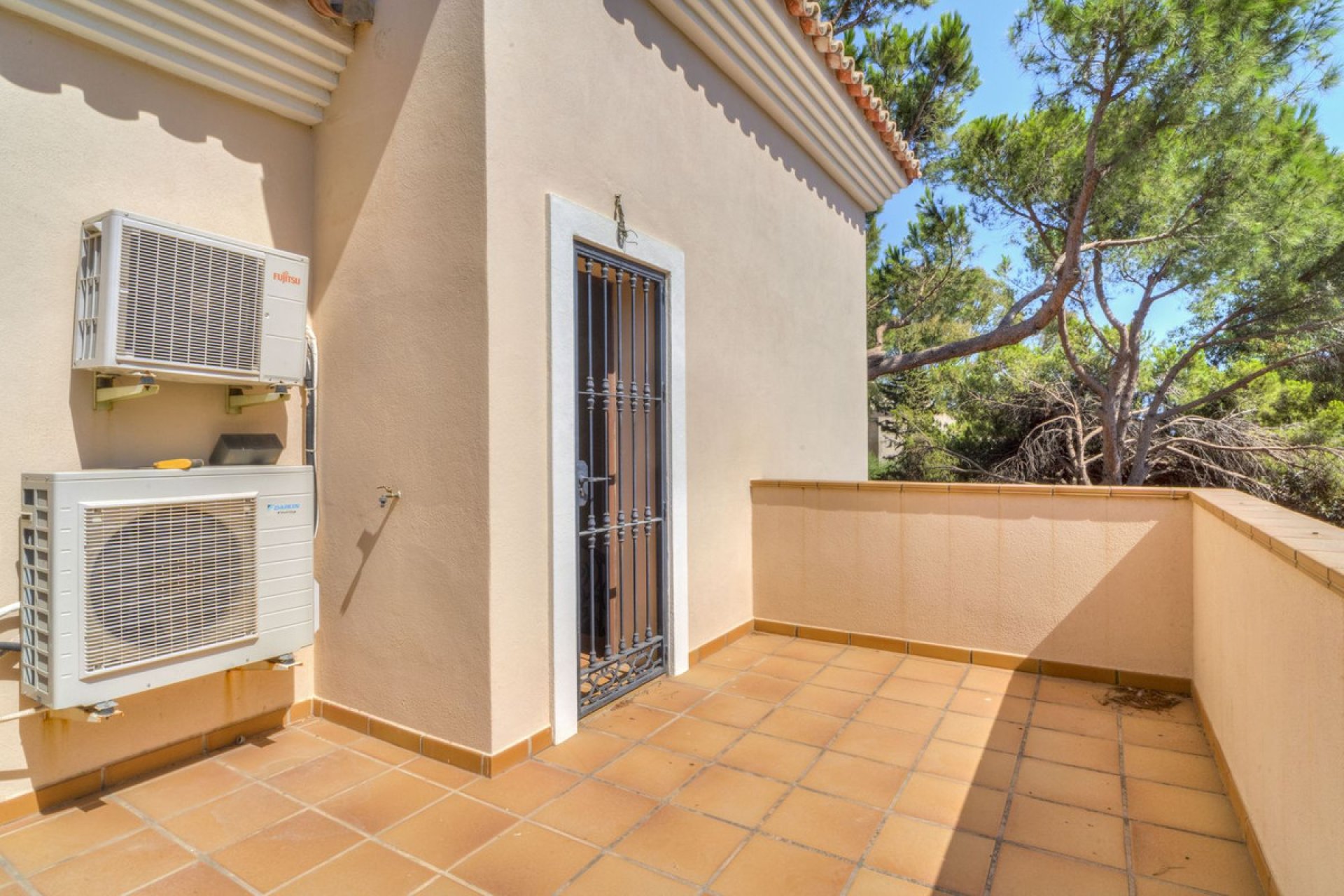 Reventa - House - Detached Villa - Marbella - Las Chapas