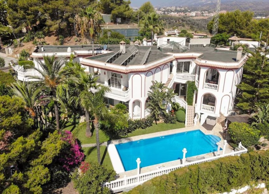 Reventa - House - Detached Villa - Marbella - Las Chapas