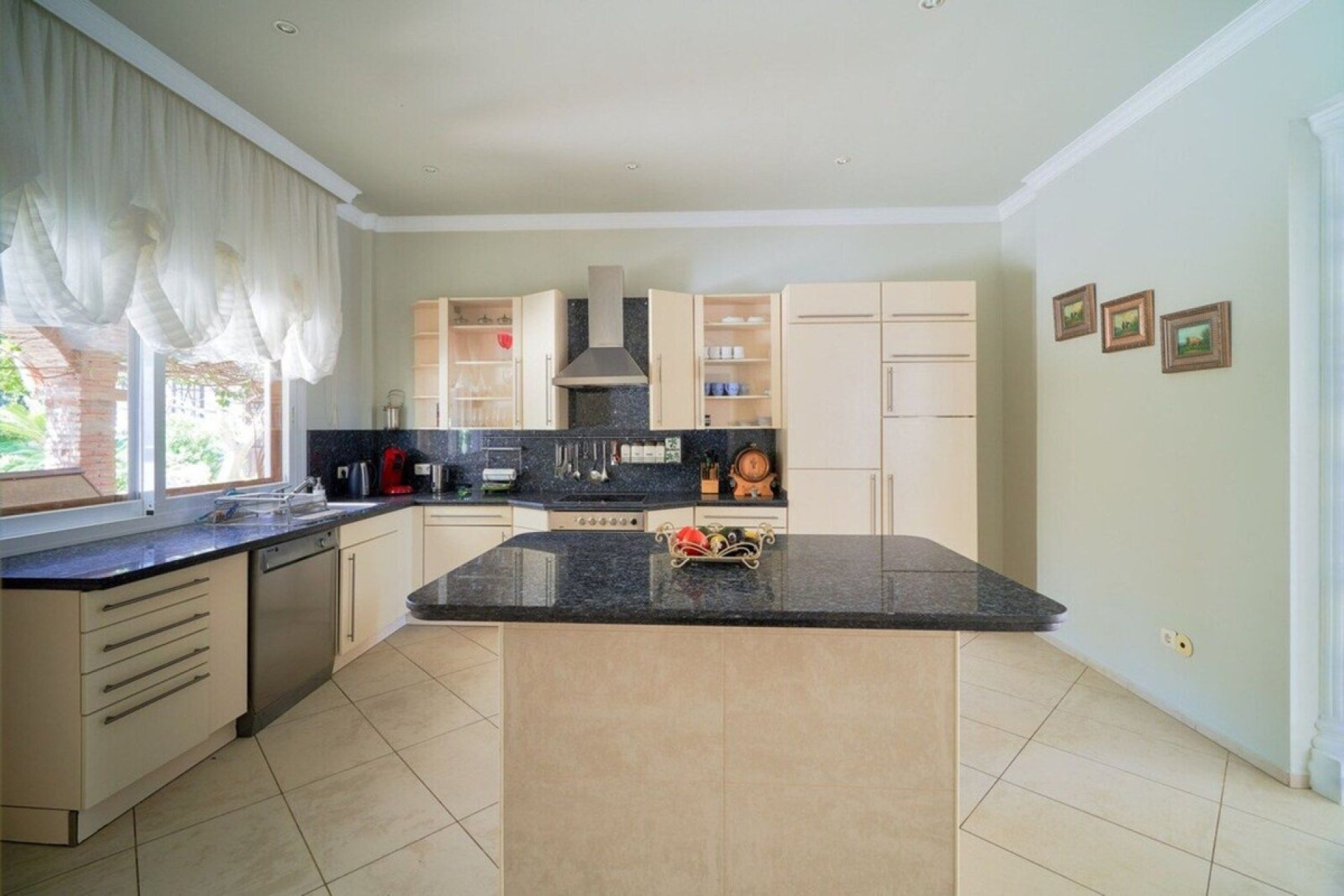 Reventa - House - Detached Villa - Marbella - Las Chapas