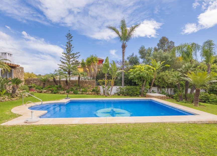 Reventa - House - Detached Villa - Marbella - Las Chapas