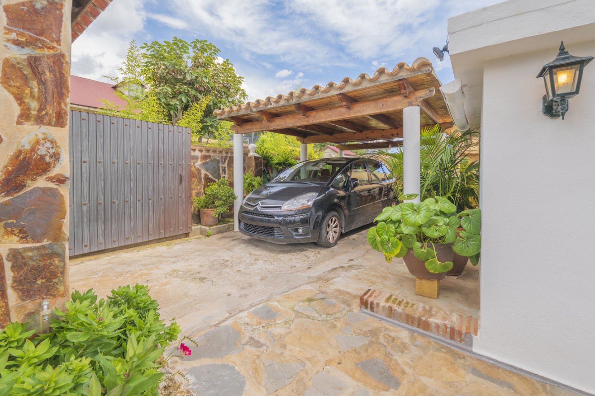 Reventa - House - Detached Villa - Marbella - Las Chapas