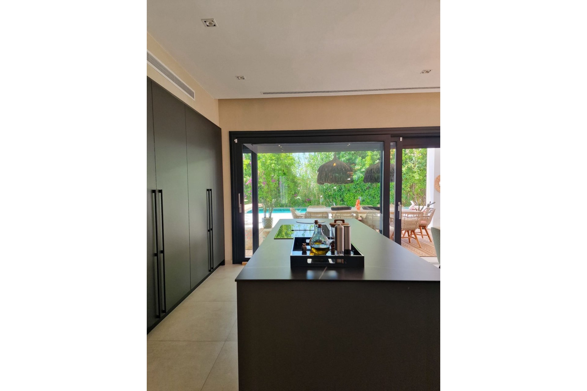 Reventa - House - Detached Villa - Marbella - Marbella Centro