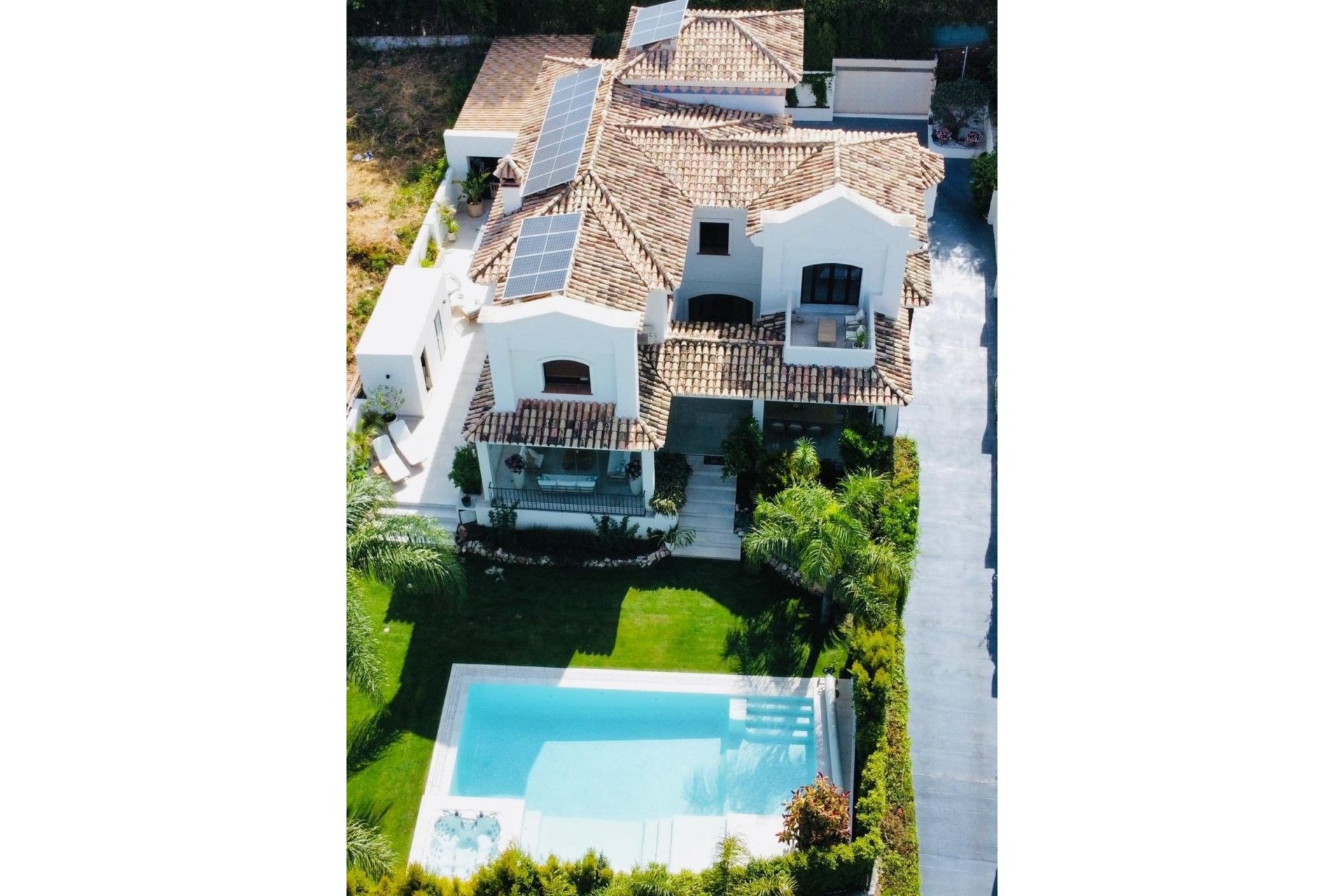 Reventa - House - Detached Villa - Marbella - Marbella Centro