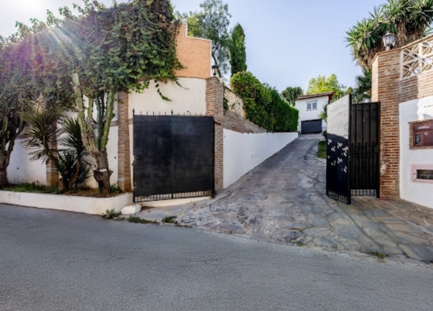 Reventa - House - Detached Villa - Marbella - Marbella Centro