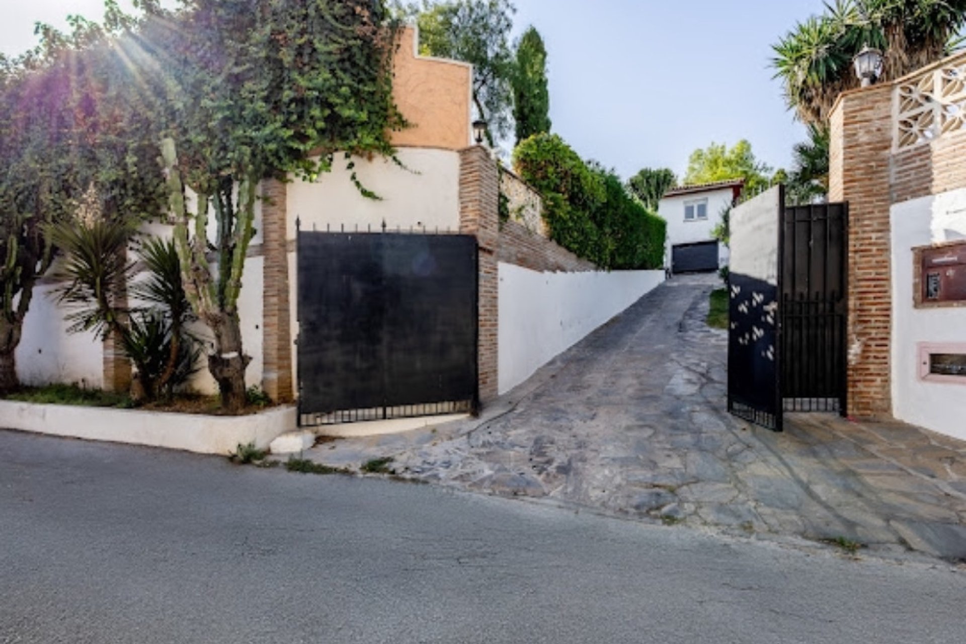 Reventa - House - Detached Villa - Marbella - Marbella Centro