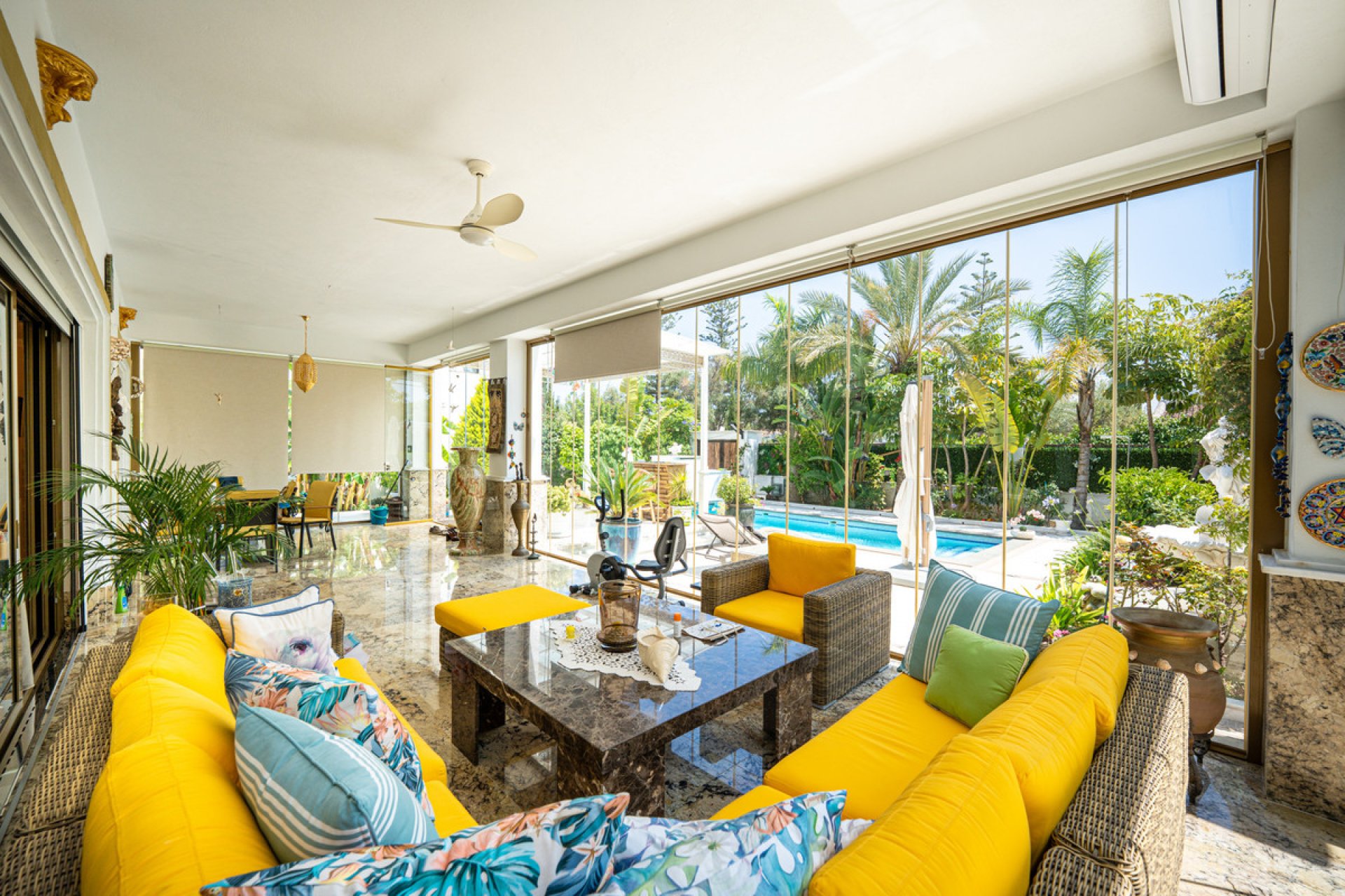 Reventa - House - Detached Villa - Marbella - Marbella Centro