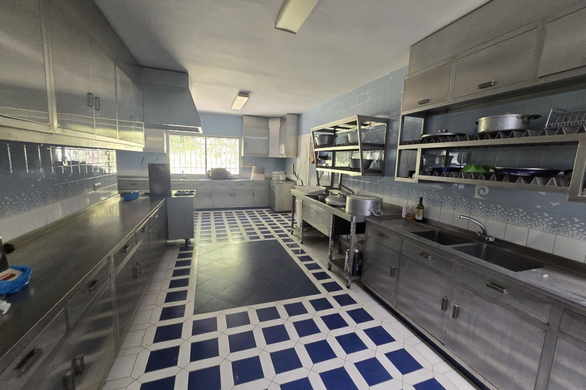 Reventa - House - Detached Villa - Marbella - Marbella Centro