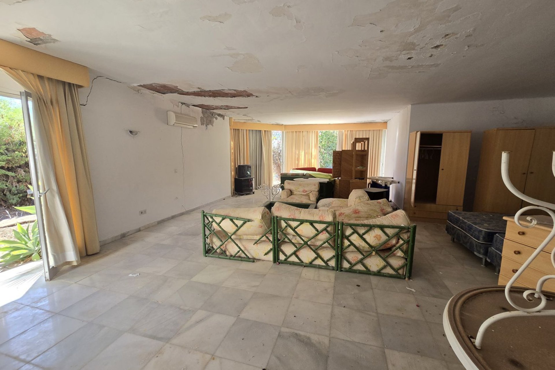 Reventa - House - Detached Villa - Marbella - Marbella Centro