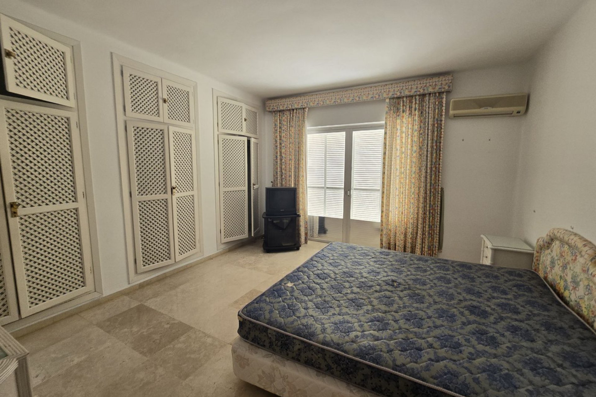 Reventa - House - Detached Villa - Marbella - Marbella Centro