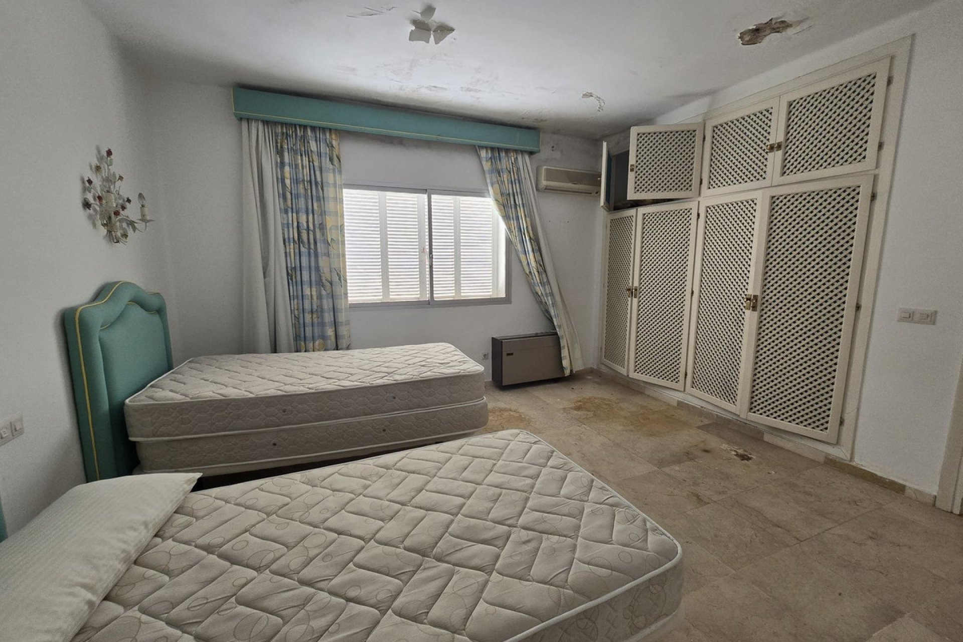 Reventa - House - Detached Villa - Marbella - Marbella Centro