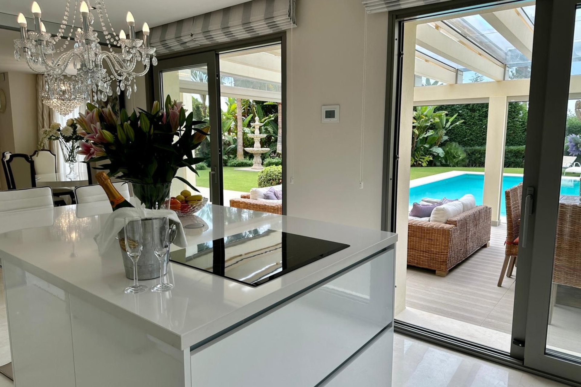 Reventa - House - Detached Villa - Marbella - Marbella Centro