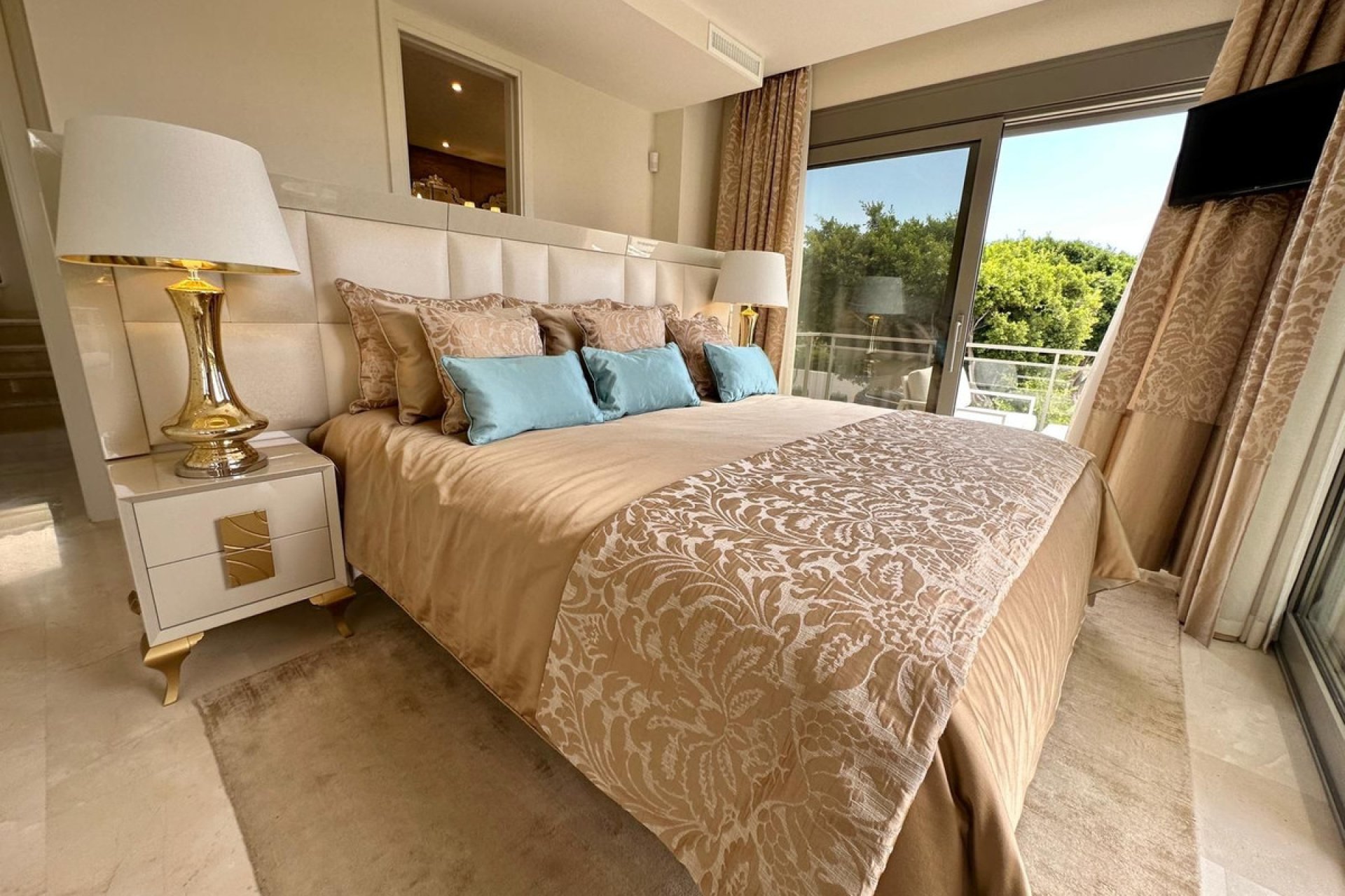 Reventa - House - Detached Villa - Marbella - Marbella Centro