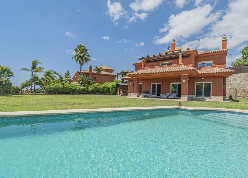 Reventa - House - Detached Villa - Marbella - Marbella Centro