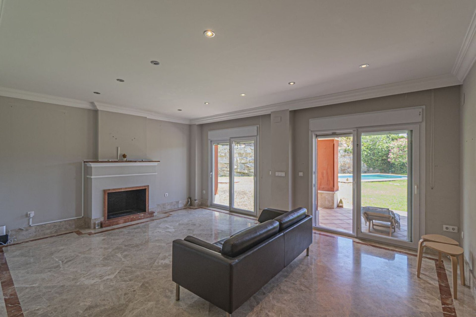 Reventa - House - Detached Villa - Marbella - Marbella Centro