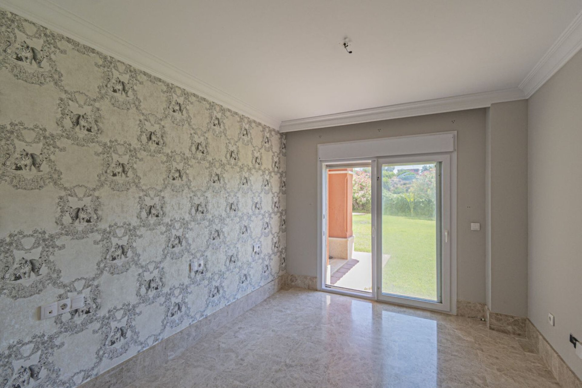 Reventa - House - Detached Villa - Marbella - Marbella Centro