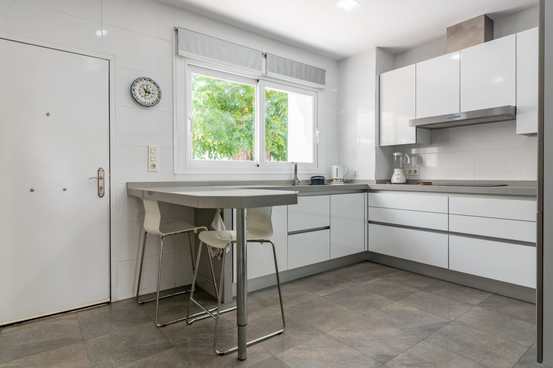 Reventa - House - Detached Villa - Marbella - Marbella Centro