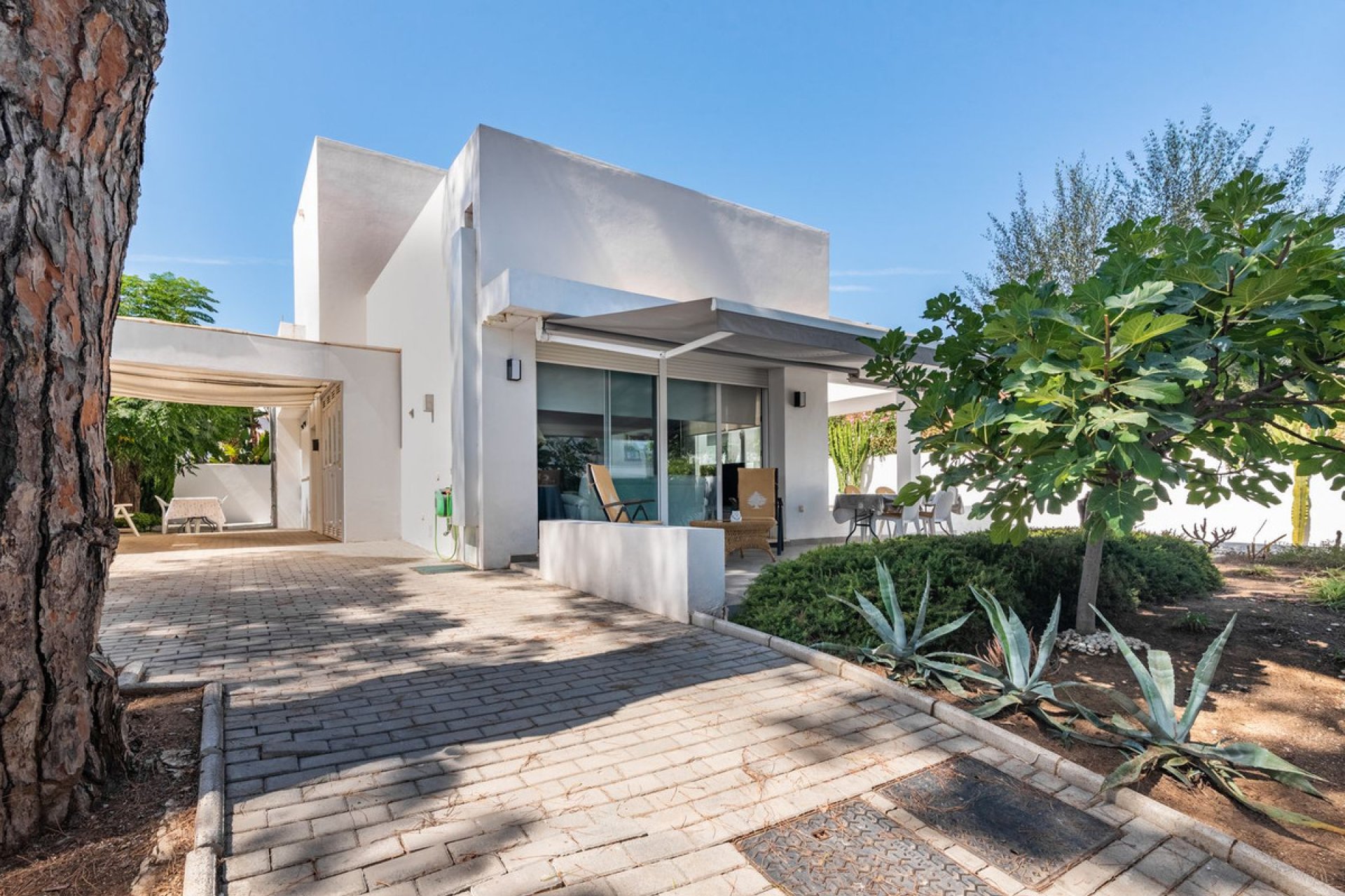 Reventa - House - Detached Villa - Marbella - Marbella Centro