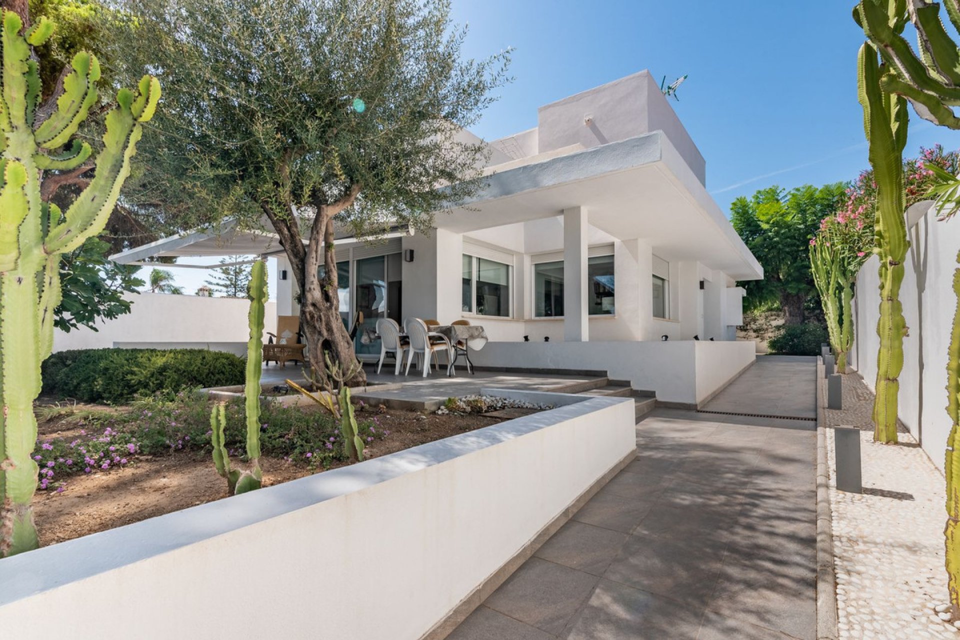 Reventa - House - Detached Villa - Marbella - Marbella Centro