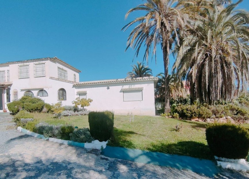 Reventa - House - Detached Villa - Marbella - Marbella Centro