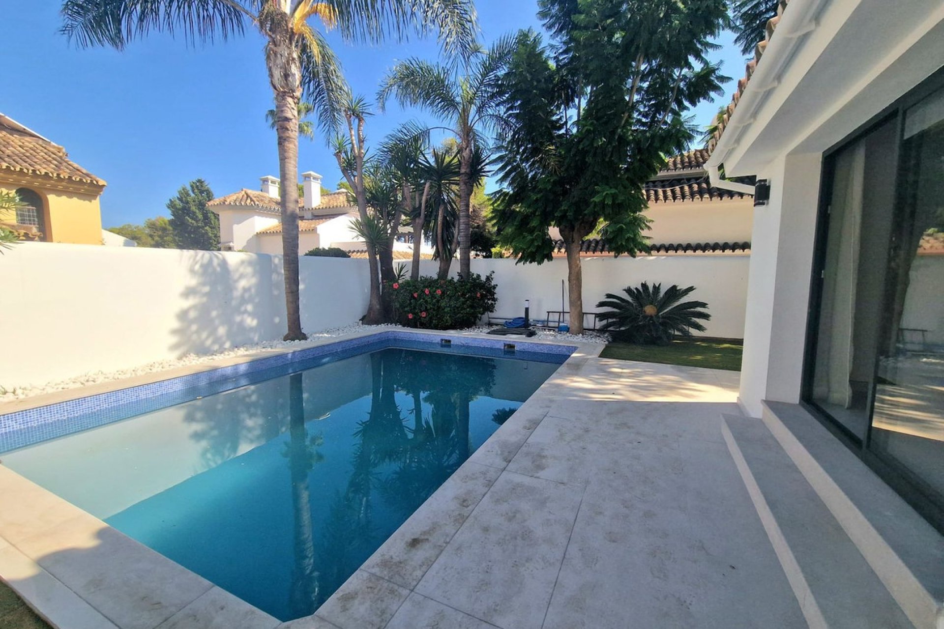 Reventa - House - Detached Villa - Marbella - Marbella Centro