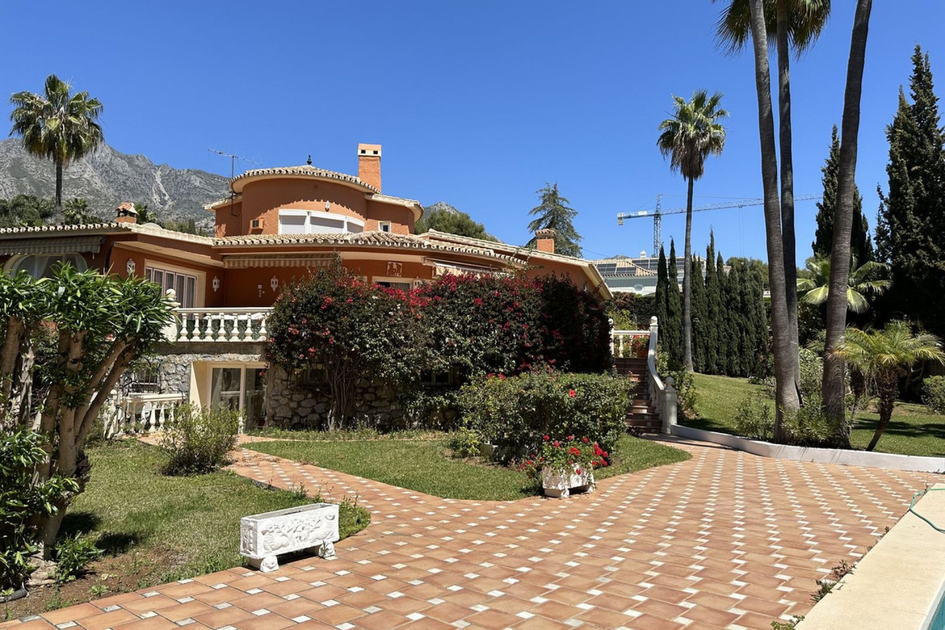 Reventa - House - Detached Villa - Marbella - Marbella Centro