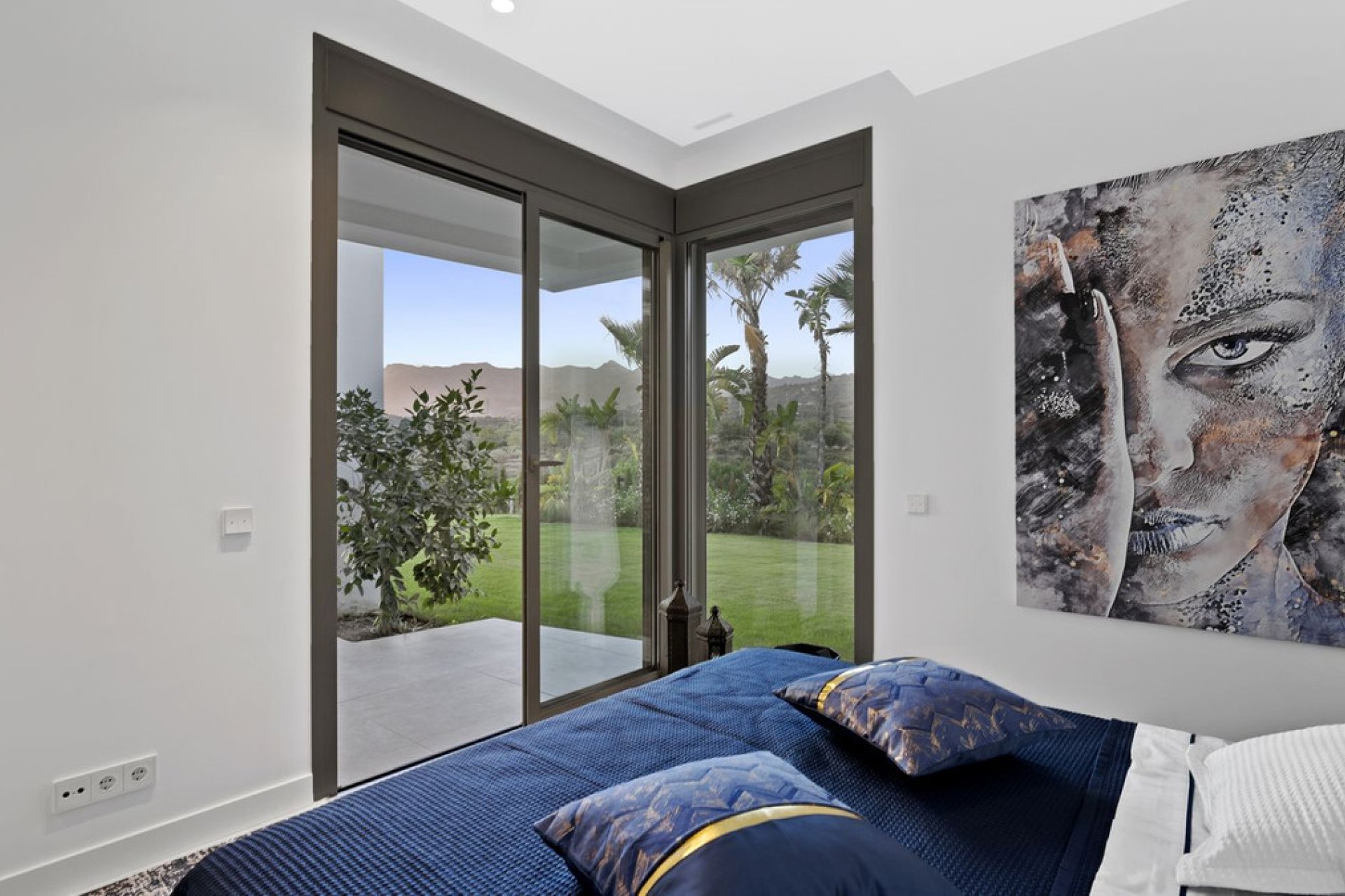 Reventa - House - Detached Villa - Marbella - Marbella Centro