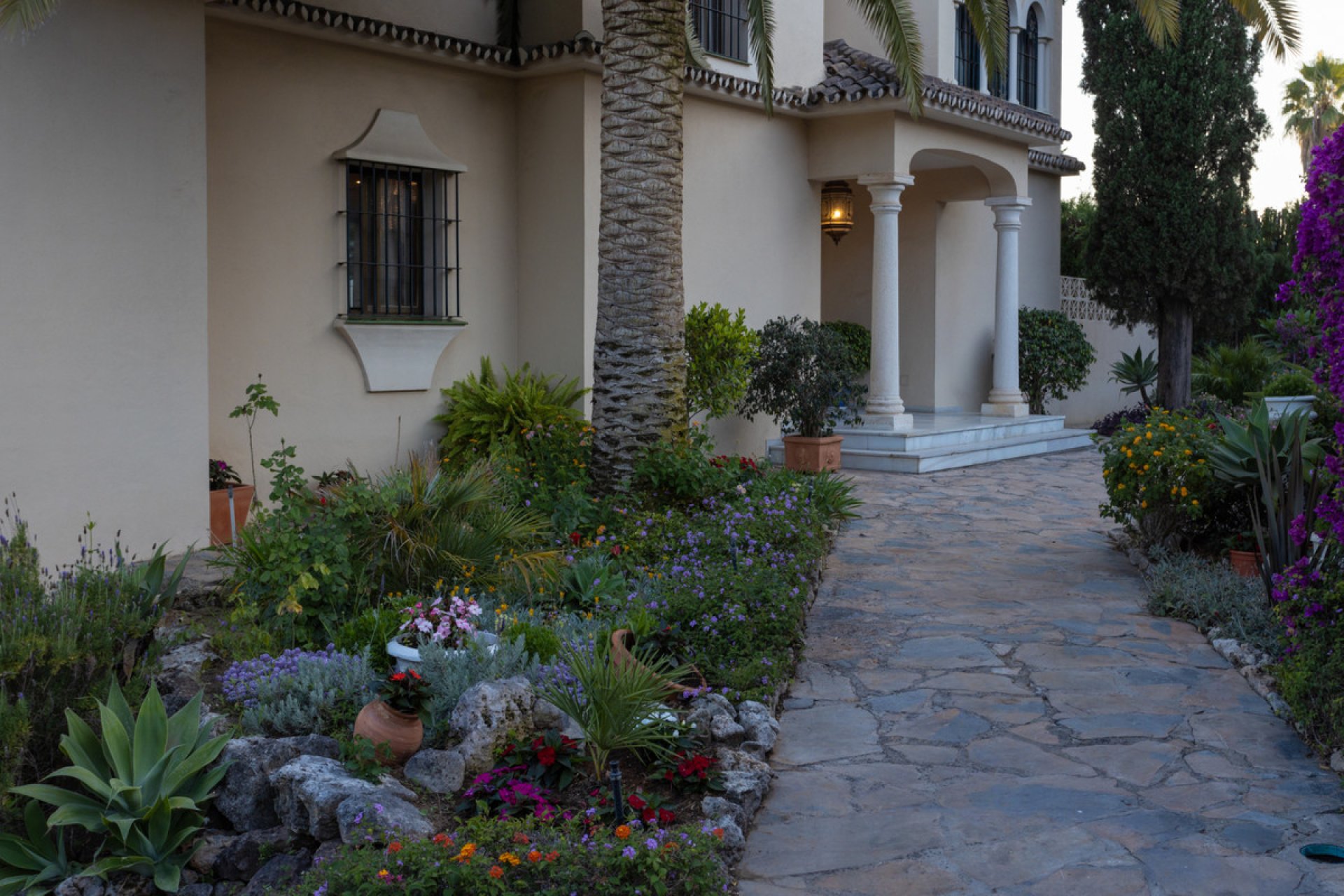 Reventa - House - Detached Villa - Marbella - Marbella Centro