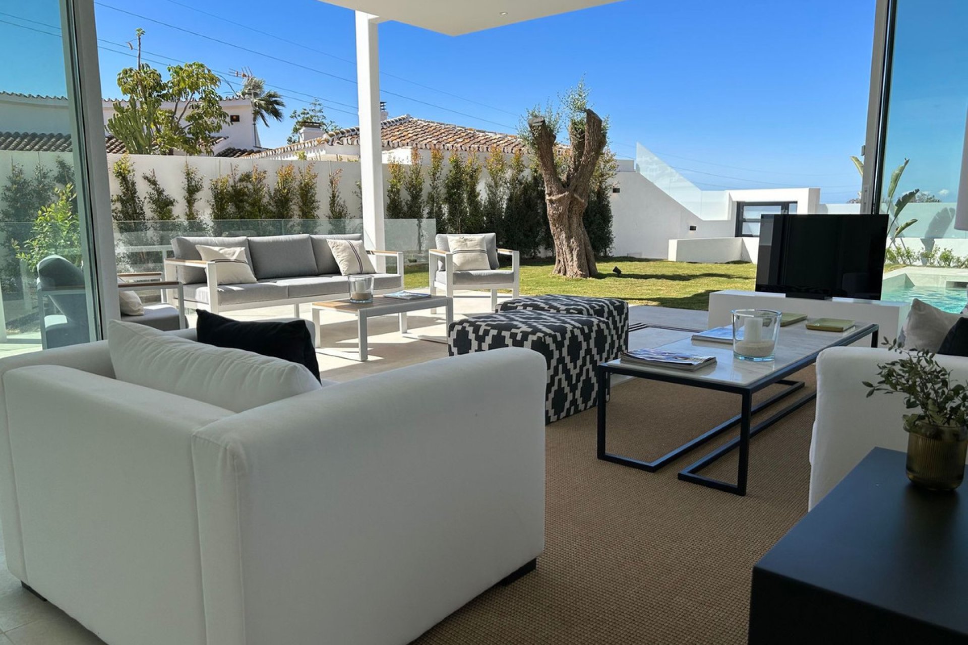 Reventa - House - Detached Villa - Marbella - Marbella Centro