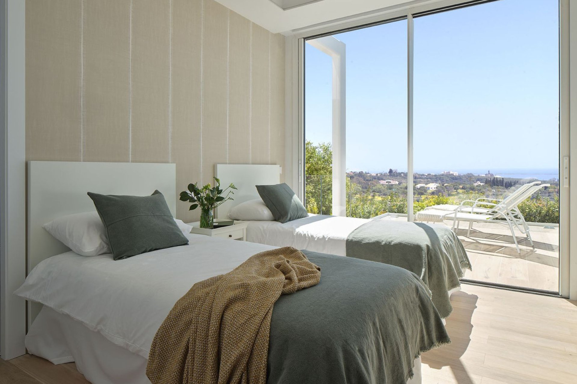 Reventa - House - Detached Villa - Marbella - Marbella Centro