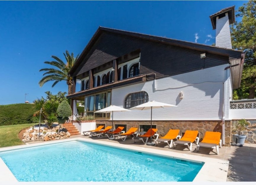 Reventa - House - Detached Villa - Marbella - Marbella Centro