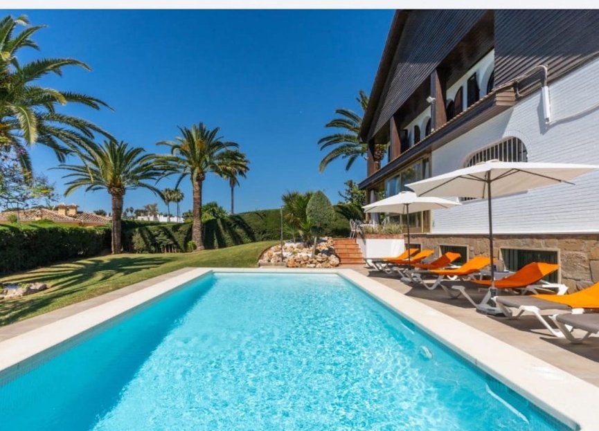 Reventa - House - Detached Villa - Marbella - Marbella Centro